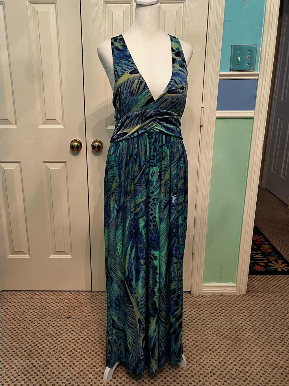 Sleeveless V-Neck Blue Green Printed Maxi Dress